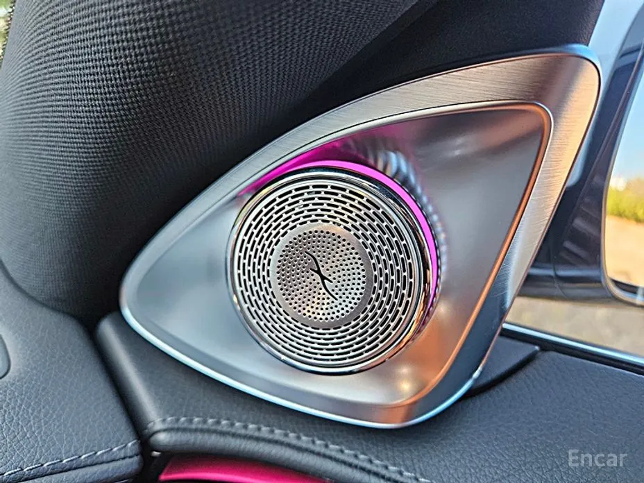 Фото 11 - Mercedes-Benz S-Class