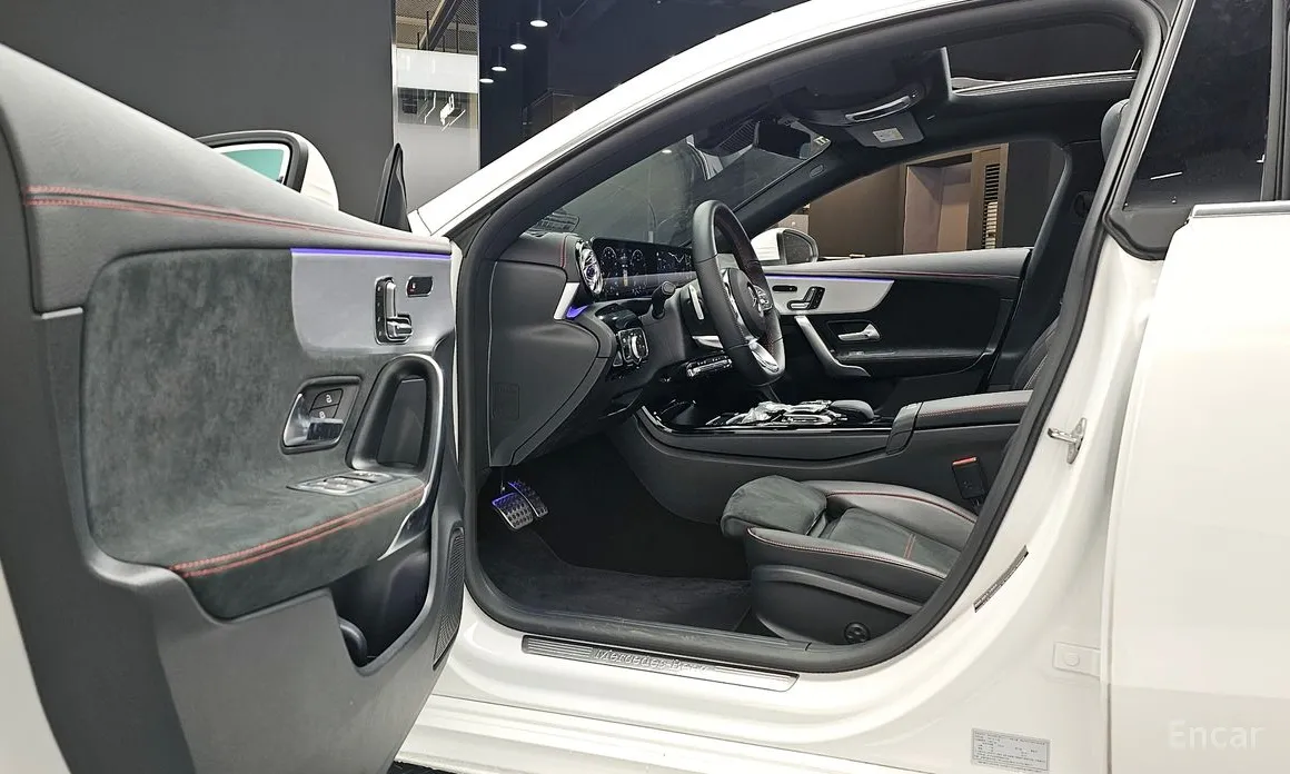 Фото 10 - Mercedes-Benz CLA-Class