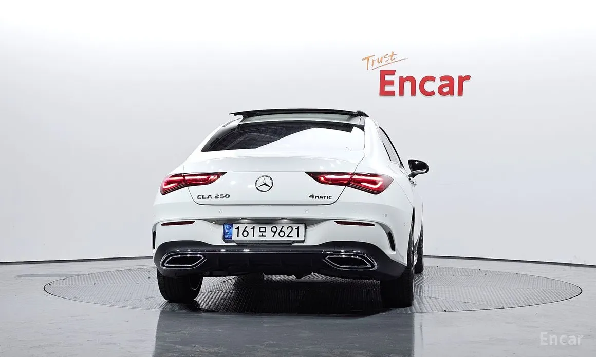 Фото 4 - Mercedes-Benz CLA-Class