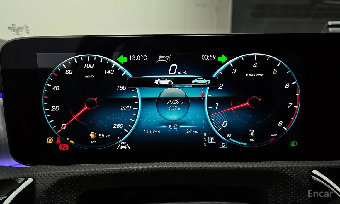 Фото 8 - Mercedes-Benz CLA-Class