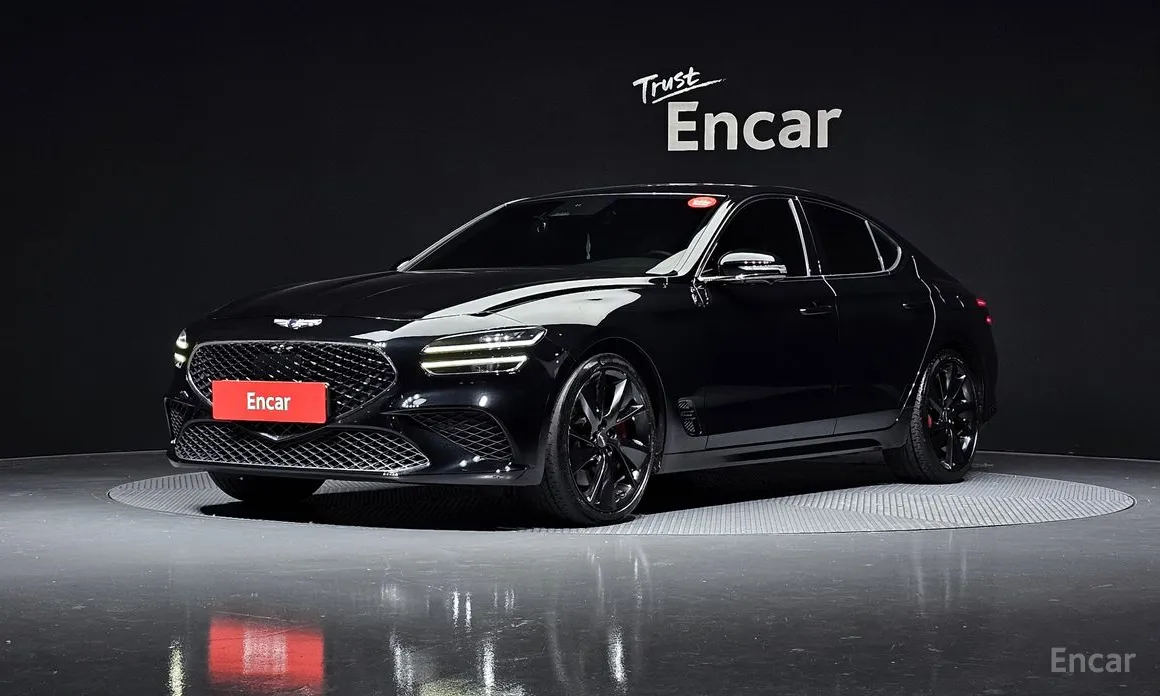 Фото 1 - Genesis G70