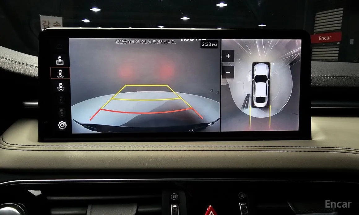 Фото 15 - Genesis G70