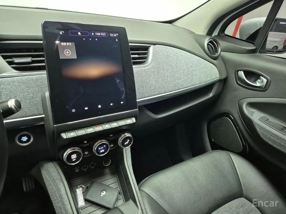 Фото 10 - Renault Zoe