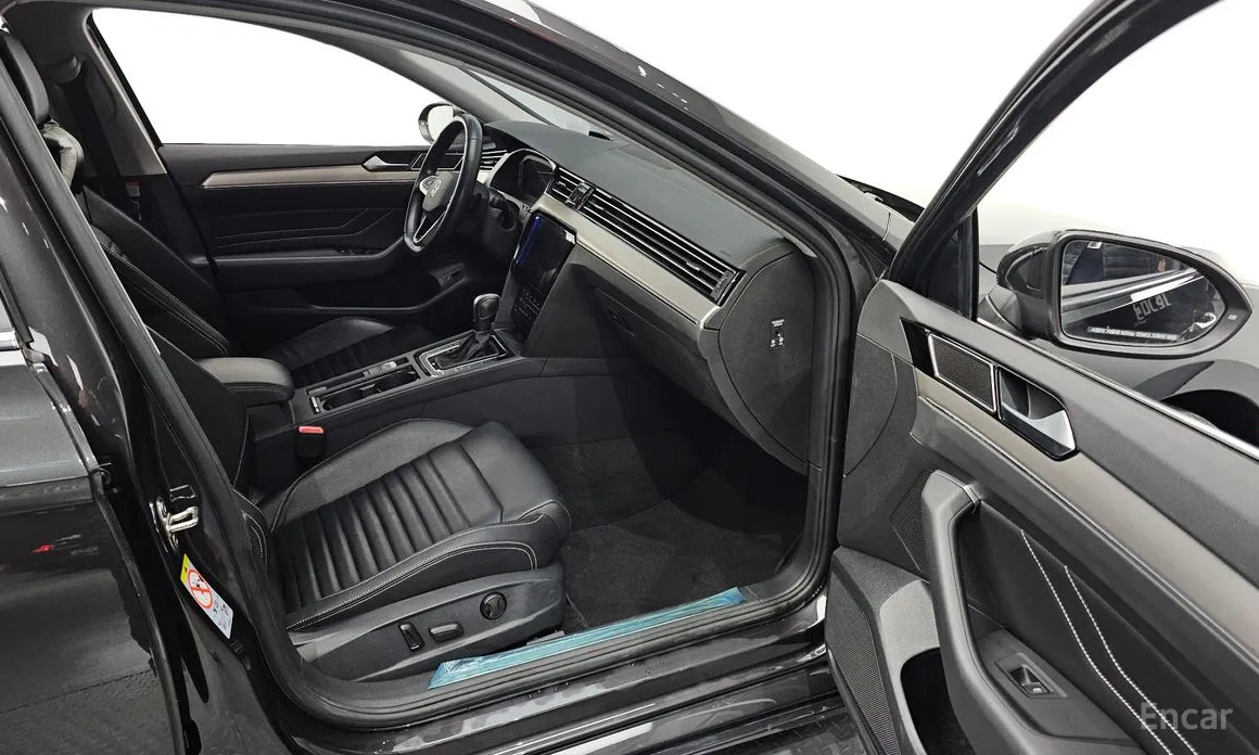 Фото 10 - Volkswagen Passat