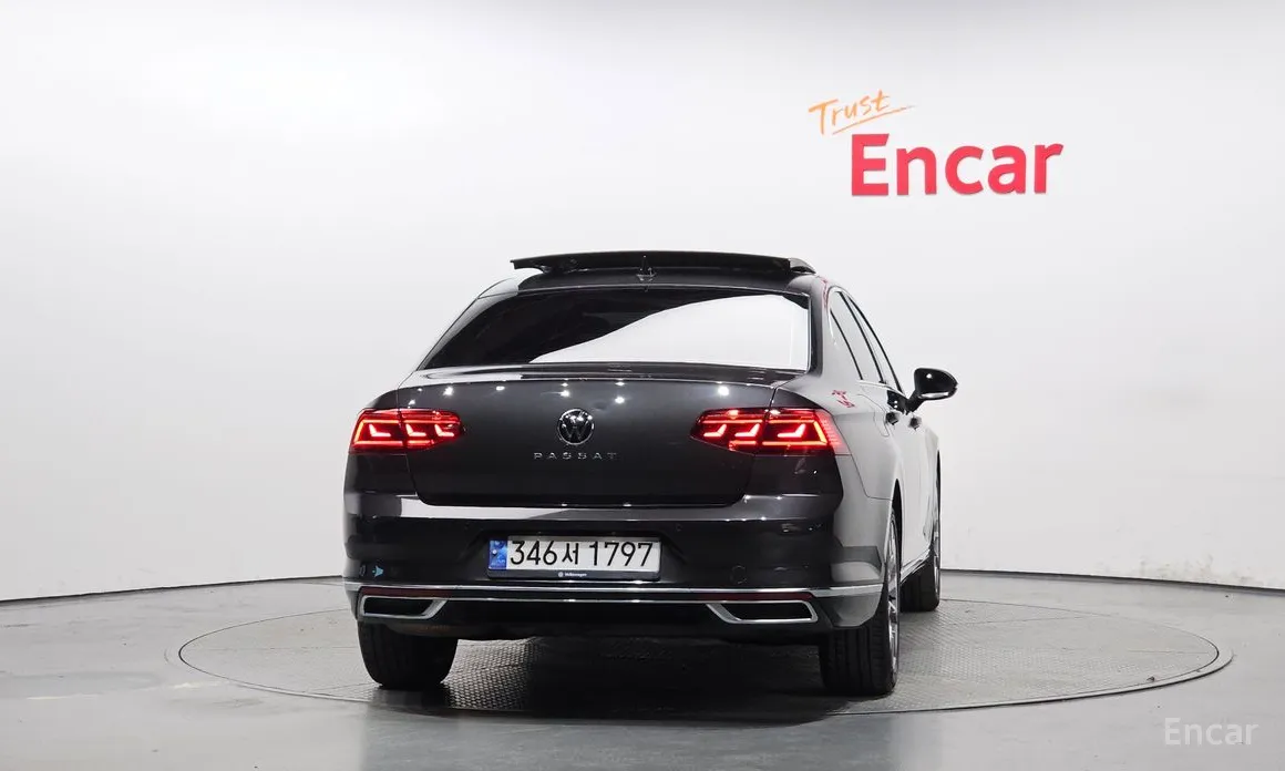 Фото 4 - Volkswagen Passat