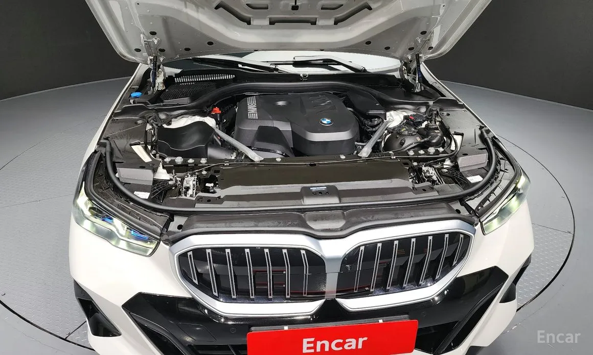 Фото 6 - BMW 5 Series