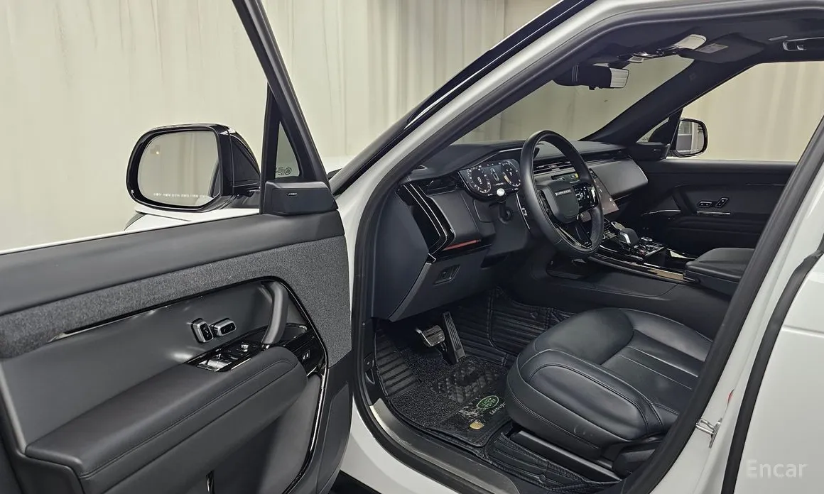 Фото 10 - Land Rover Range Rover Sport