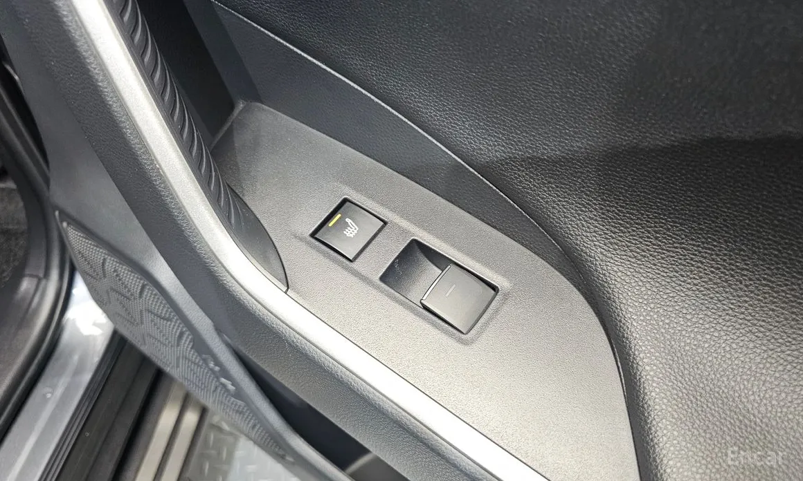 Фото 18 - Toyota RAV4