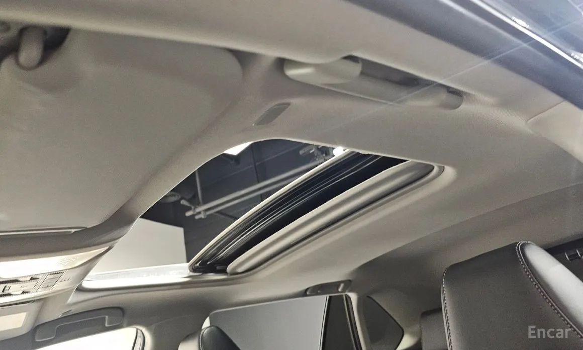 Фото 19 - Toyota RAV4