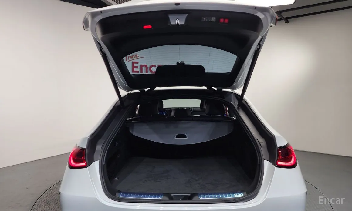 Фото 20 - Mercedes-Benz GLC-Class