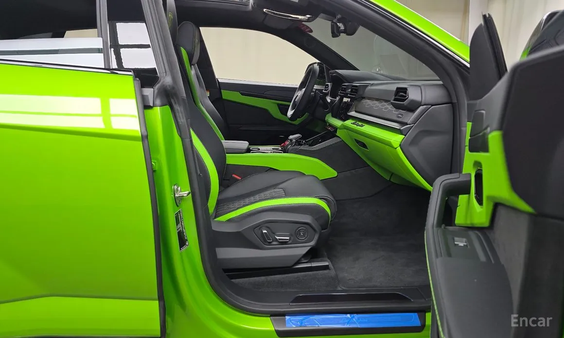 Фото 11 - Lamborghini Urus