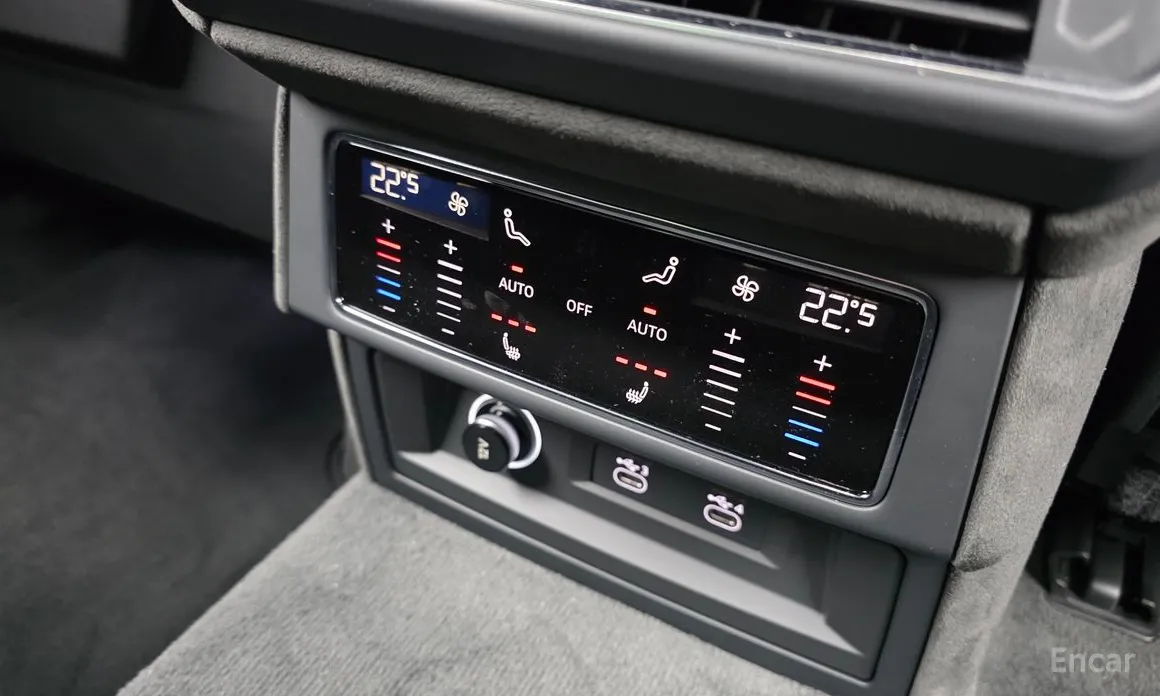 Фото 18 - Lamborghini Urus