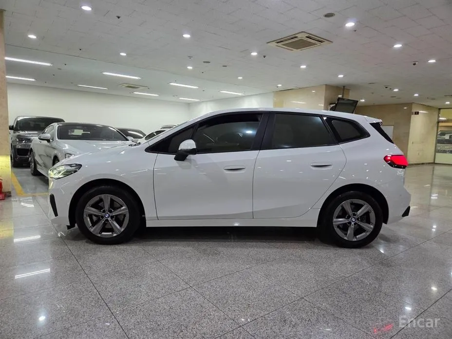 Фото 3 - BMW 2 Series