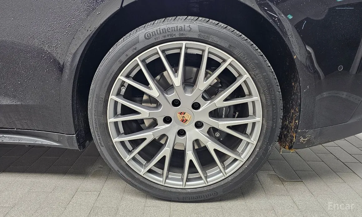 Фото 5 - Porsche Panamera