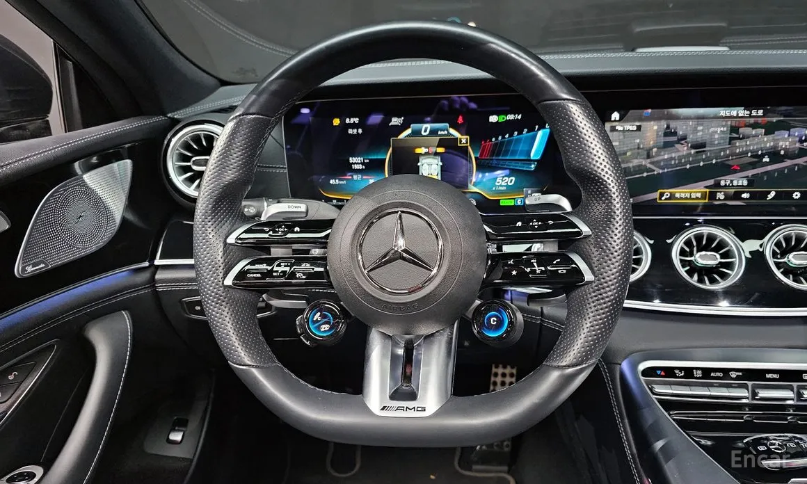 Фото 13 - Mercedes-Benz AMG GT