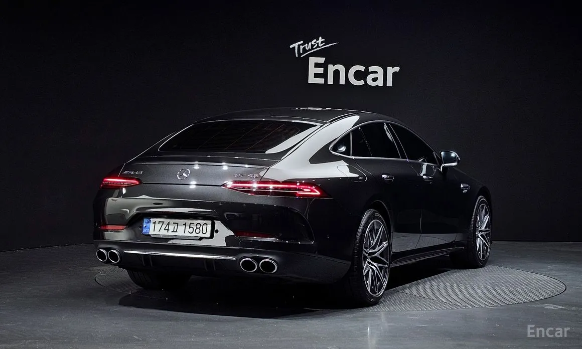 Фото 2 - Mercedes-Benz AMG GT