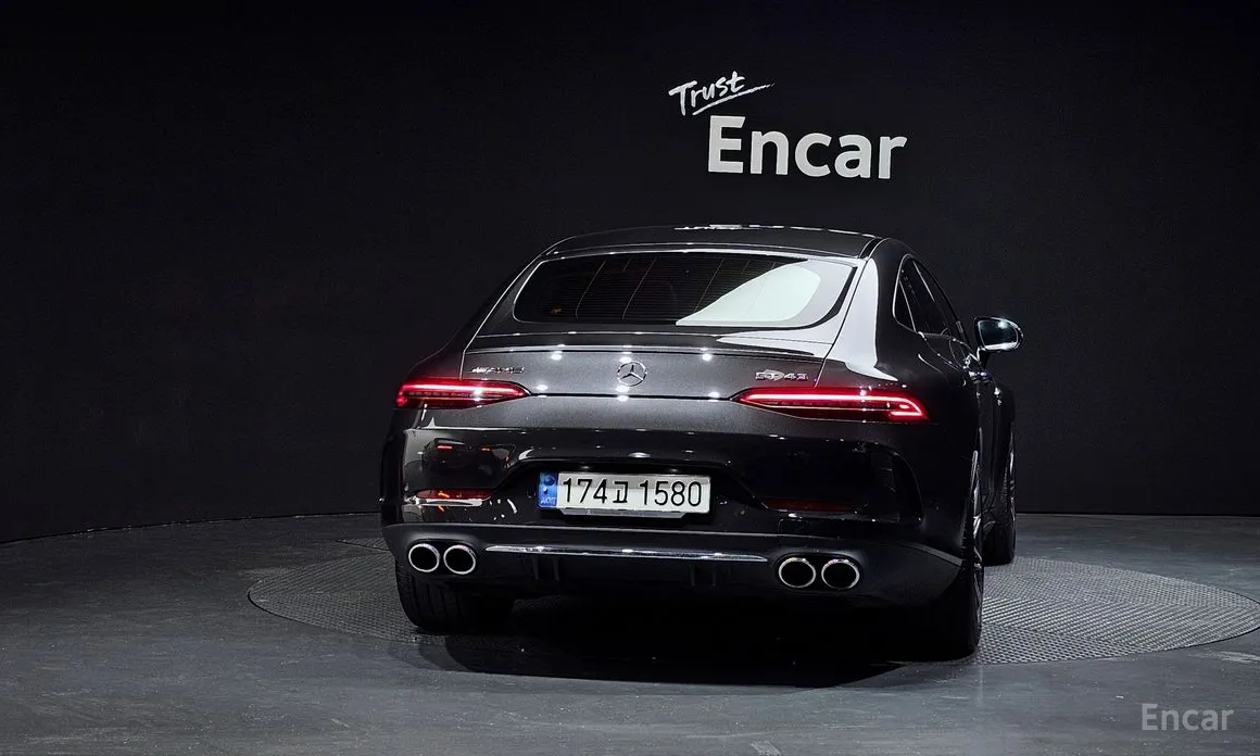 Фото 4 - Mercedes-Benz AMG GT