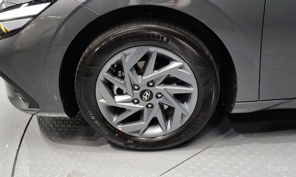 Фото 5 - Hyundai Avante