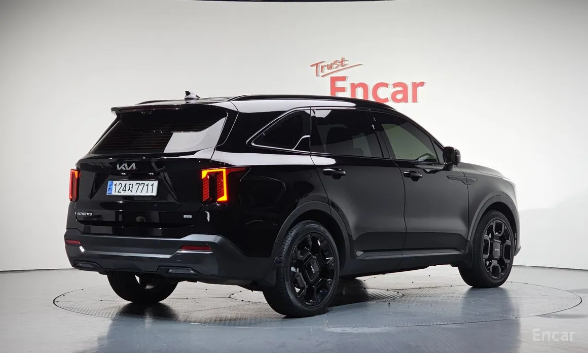 Фото 2 - Kia Sorento