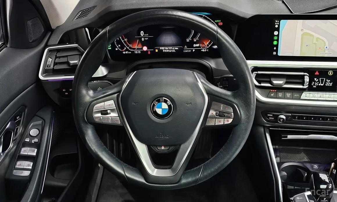 Photo 14 - BMW 3 Series