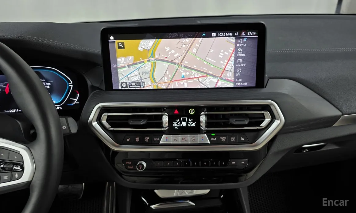 Фото 14 - BMW iX3