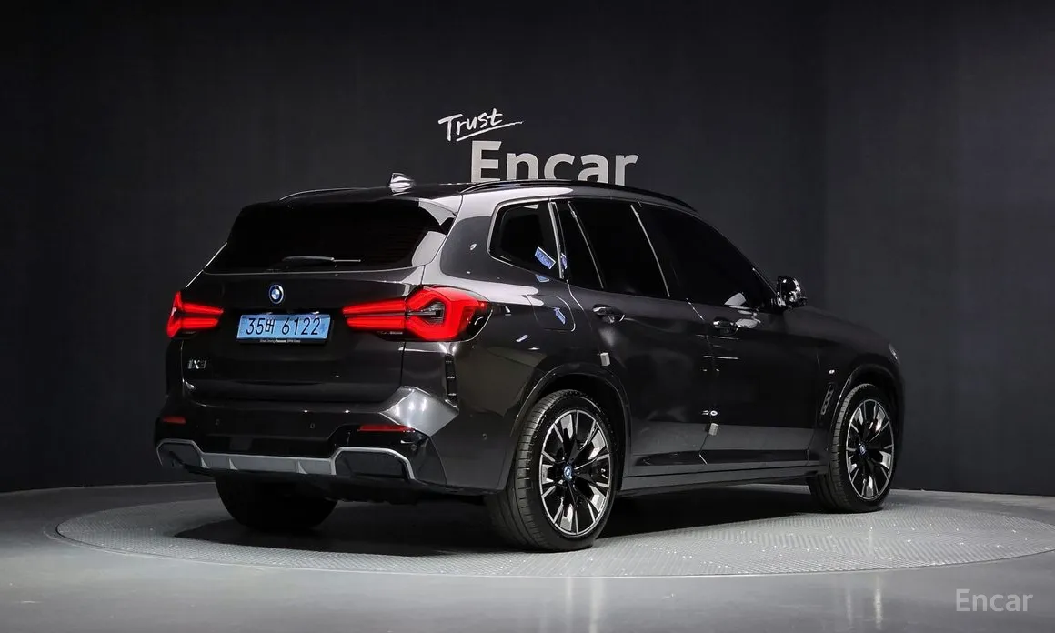 Фото 2 - BMW iX3