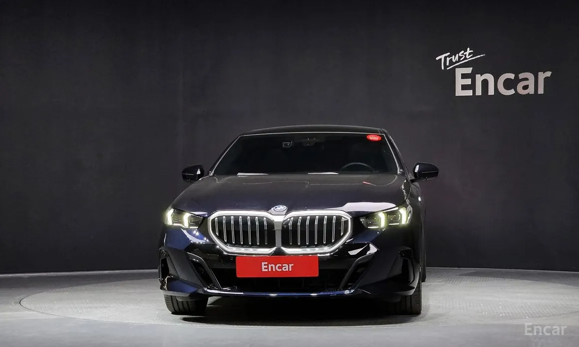 Фото 3 - BMW 5 Series