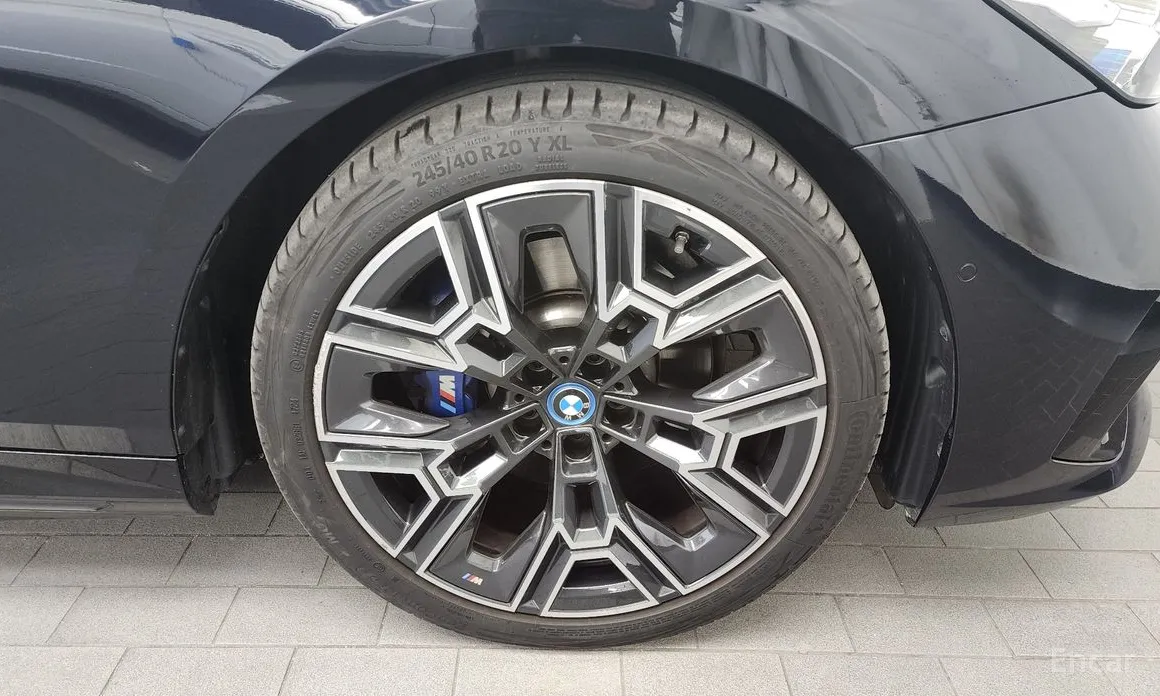 Фото 5 - BMW 5 Series