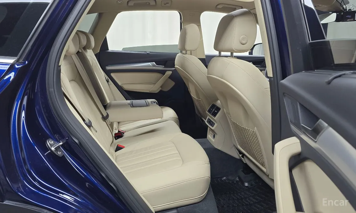 Фото 12 - Audi Q5