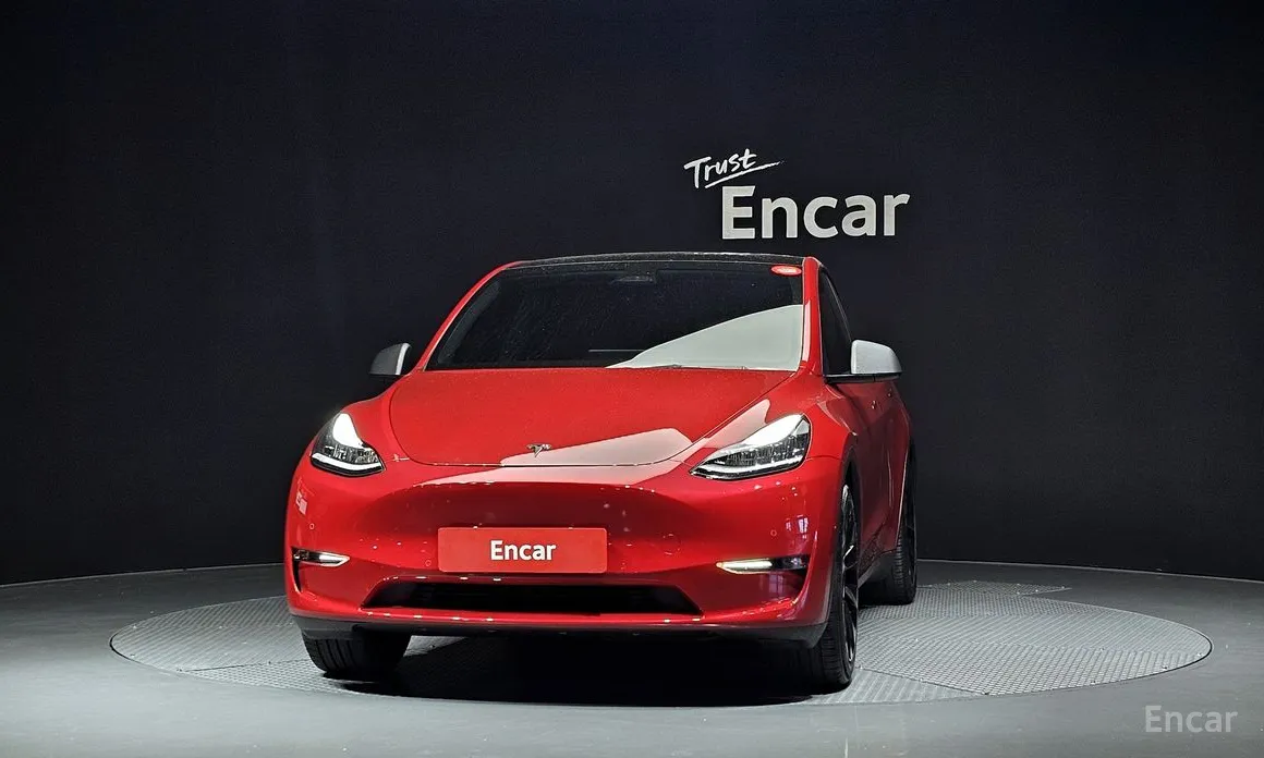 Фото 3 - Tesla Model Y