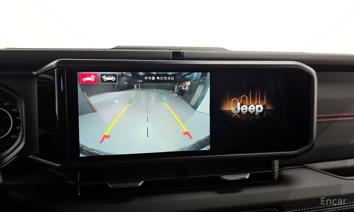 Фото 14 - Jeep Wrangler