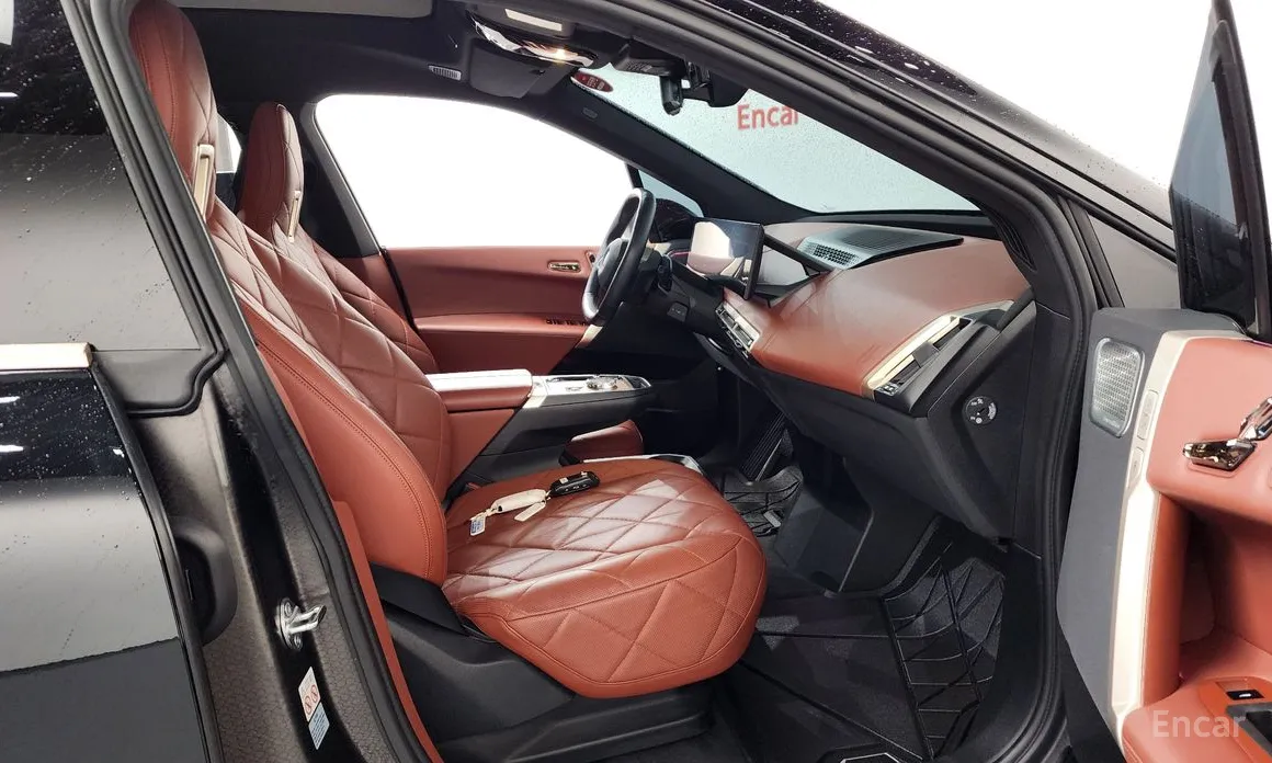 Фото 11 - BMW iX