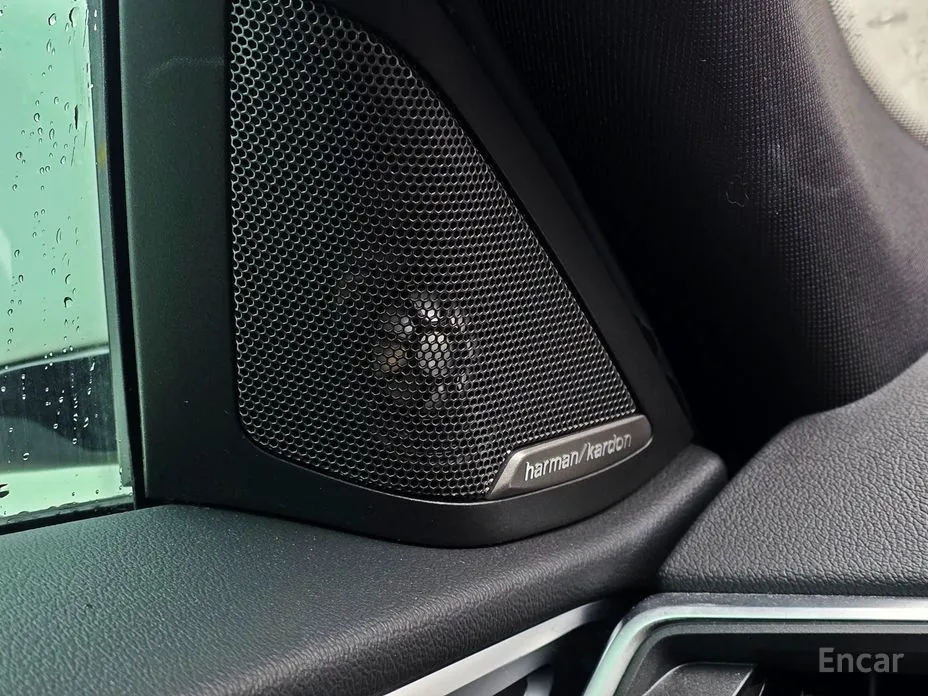 Фото 14 - BMW i4