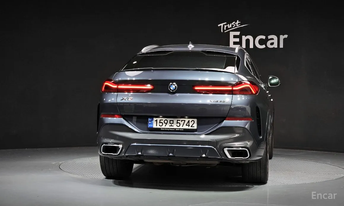 Photo 4 - BMW X6