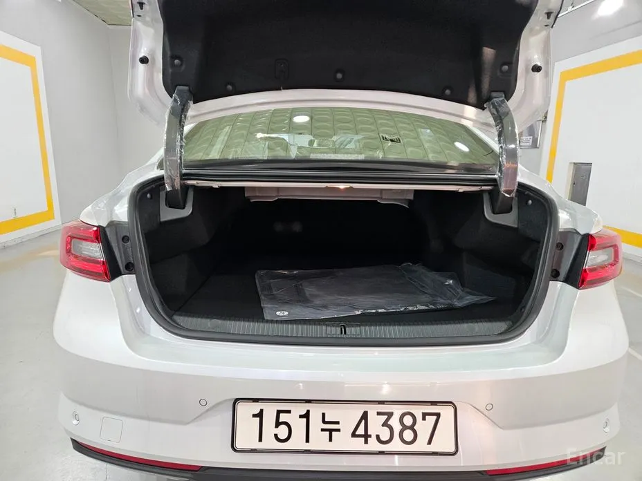 Фото 18 - Renault SM6