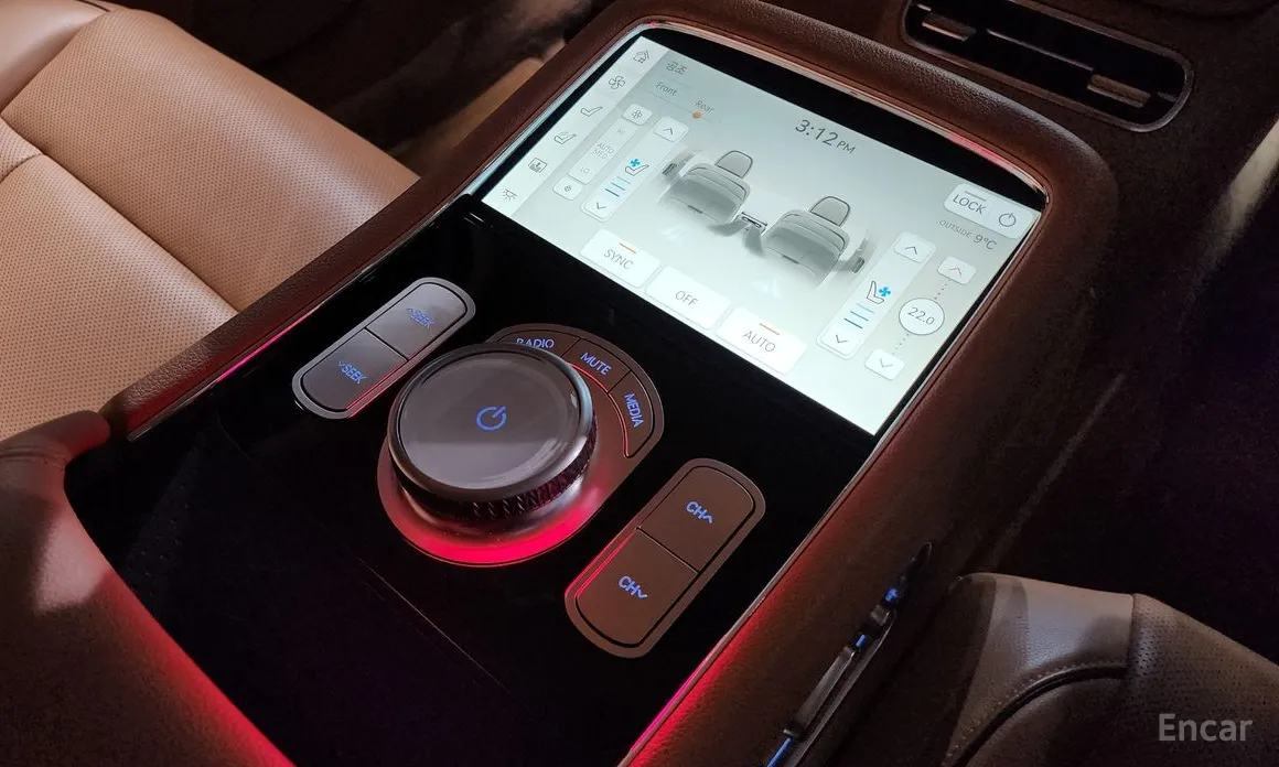 Фото 19 - Genesis G90