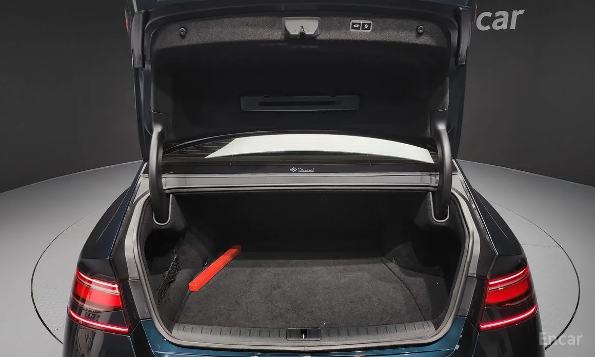 Фото 20 - Genesis G90