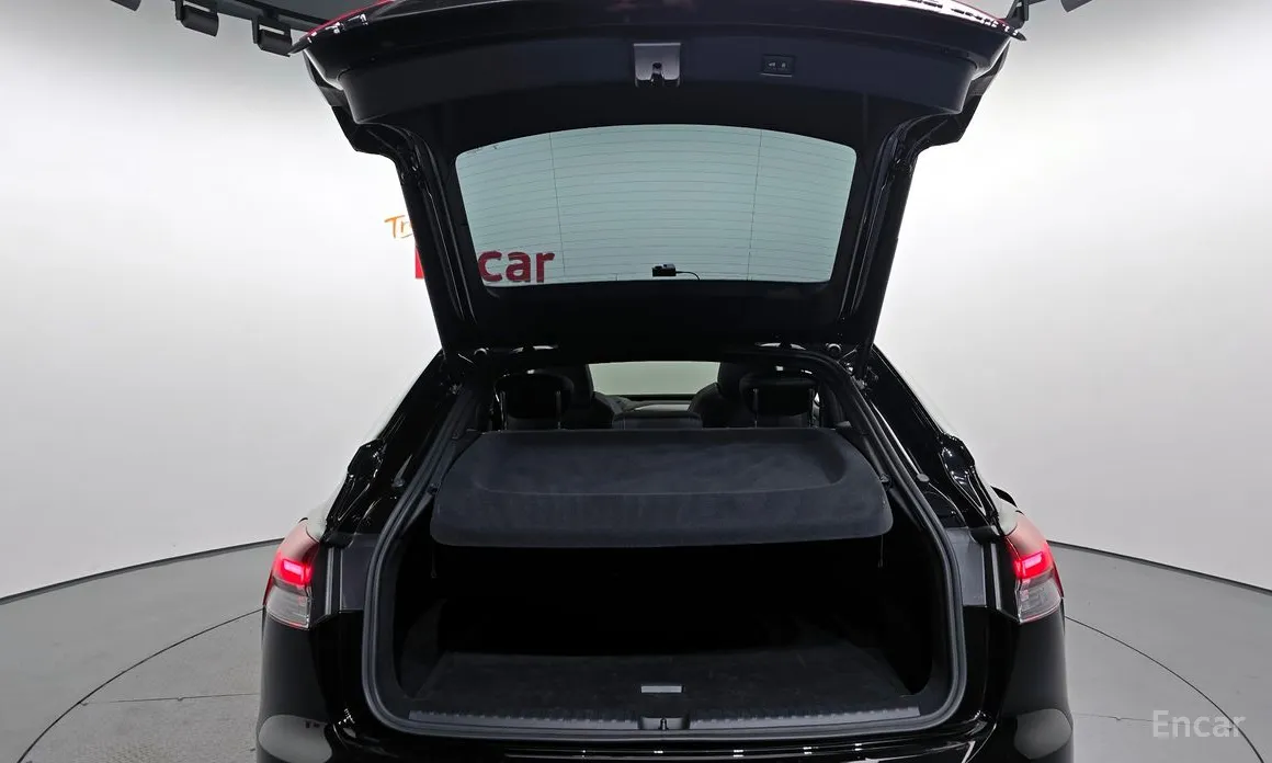 Фото 20 - Audi Q4 e-tron