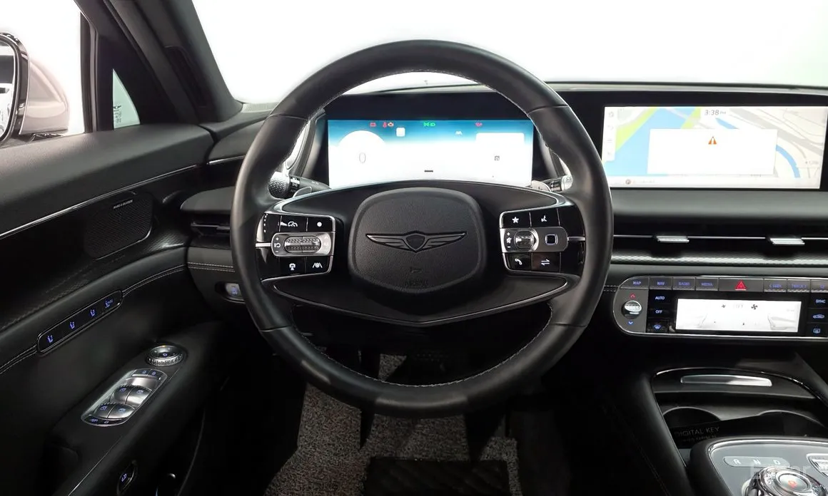 Фото 13 - Genesis G90