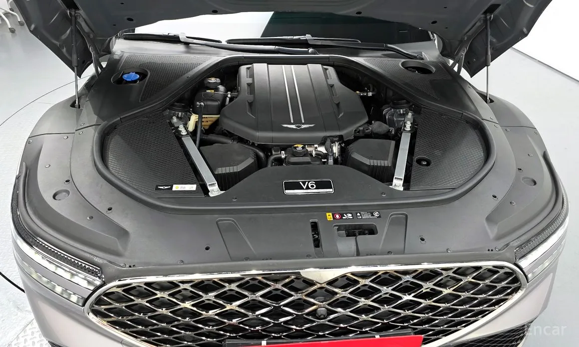 Фото 6 - Genesis G90