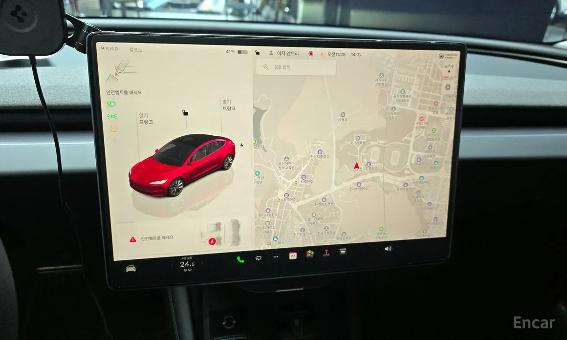 Фото 16 - Tesla Model 3