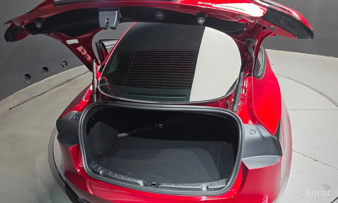 Фото 20 - Tesla Model 3