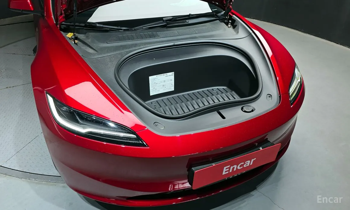 Фото 6 - Tesla Model 3