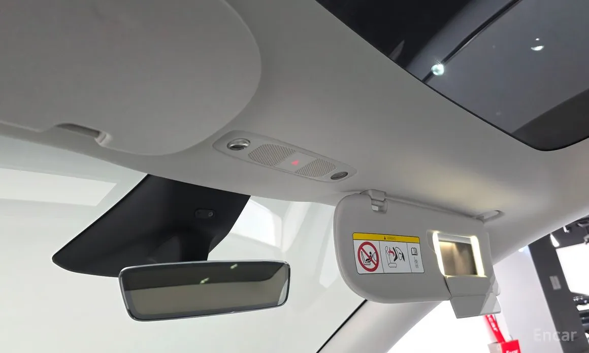 Фото 18 - Tesla Model Y