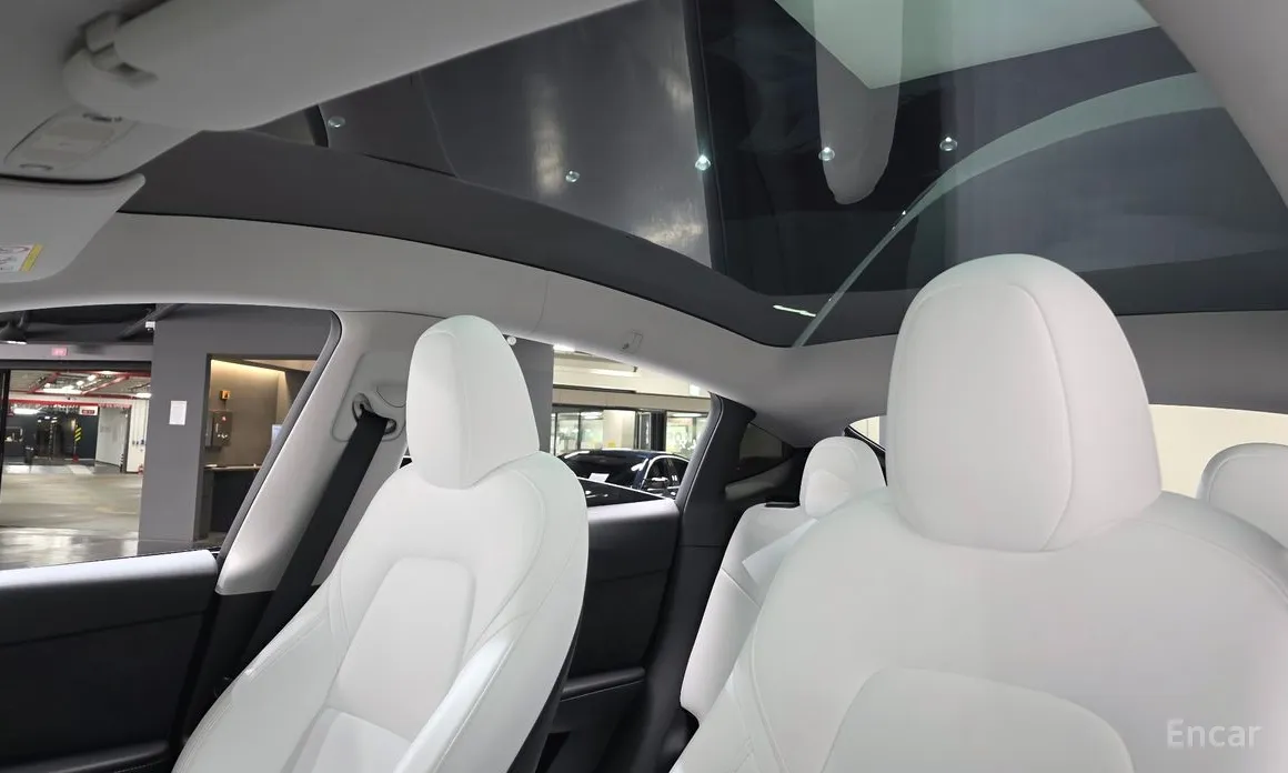 Фото 19 - Tesla Model Y