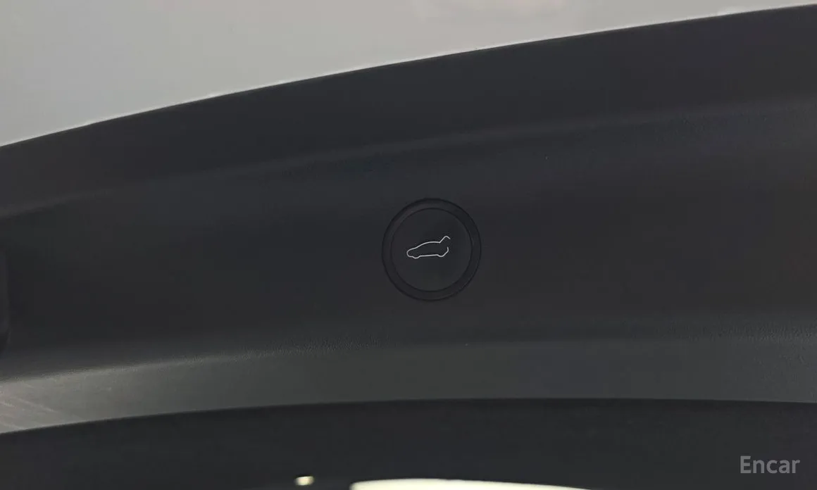 Фото 20 - Tesla Model Y