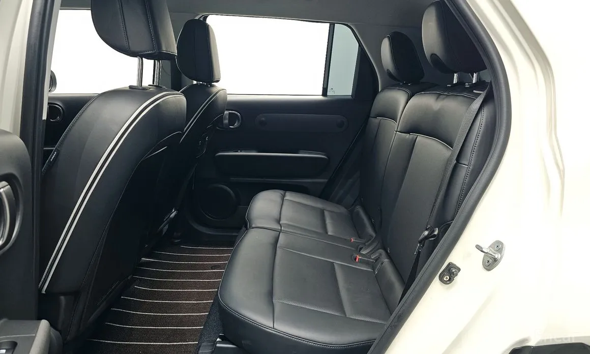 Фото 12 - Hyundai Casper