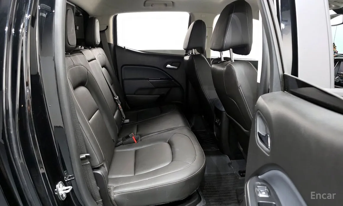 Фото 12 - Chevrolet Colorado