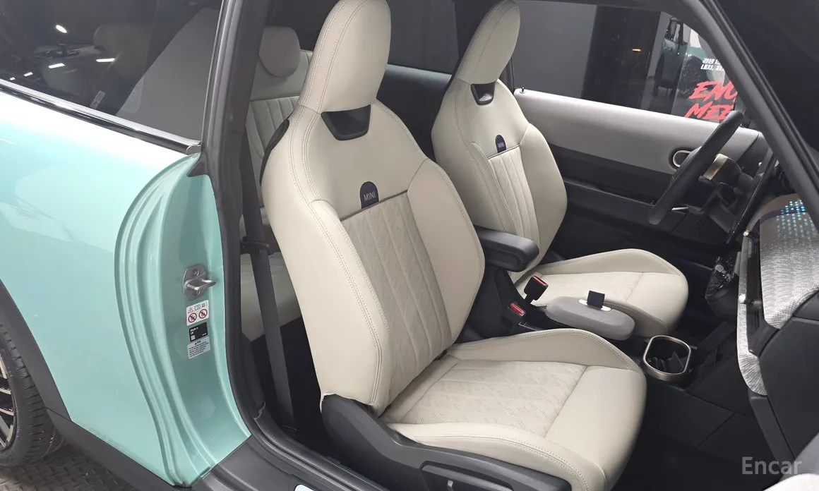 Фото 10 - Mini Cooper