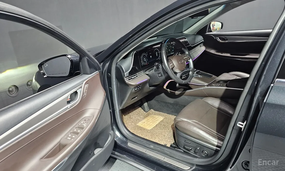 Фото 10 - Hyundai Grandeur